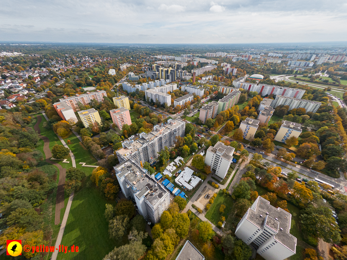 13.10.2022 - Fassadensnaierung am Karl-Marx-Ring 11-21